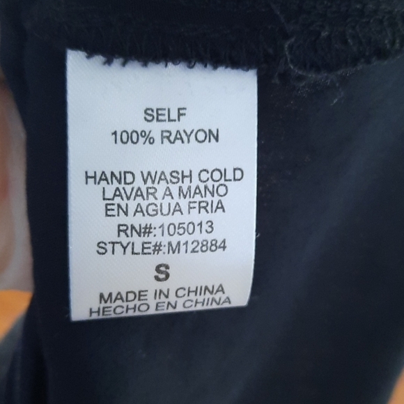 Andree Boho Chic Belle Sleeve Embroidered Blouse - Picture 4 of 6